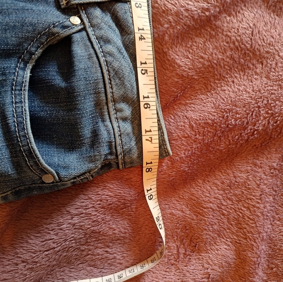 Simply Vera Wang Straight Size 14 Distressed Jeans! - Picture 12 of 14